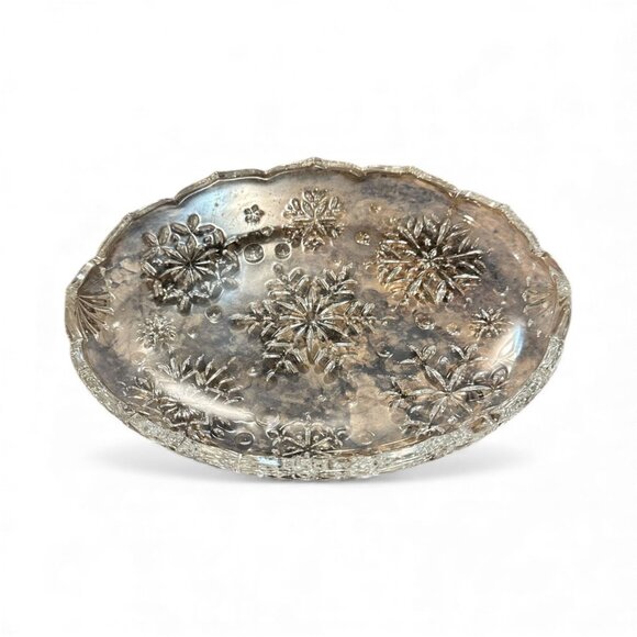 Mikasa Crystal Snowflake Oval Serving Tray 9" X 7" Elegant Holiday Decor & Enter - Picture 5 of 5